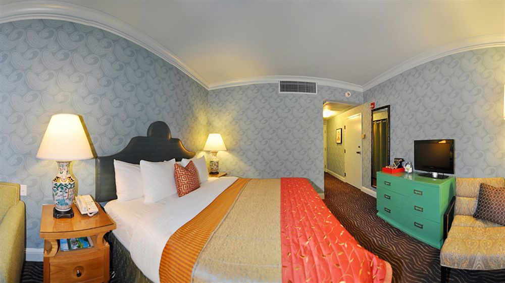 Fiona Hotel